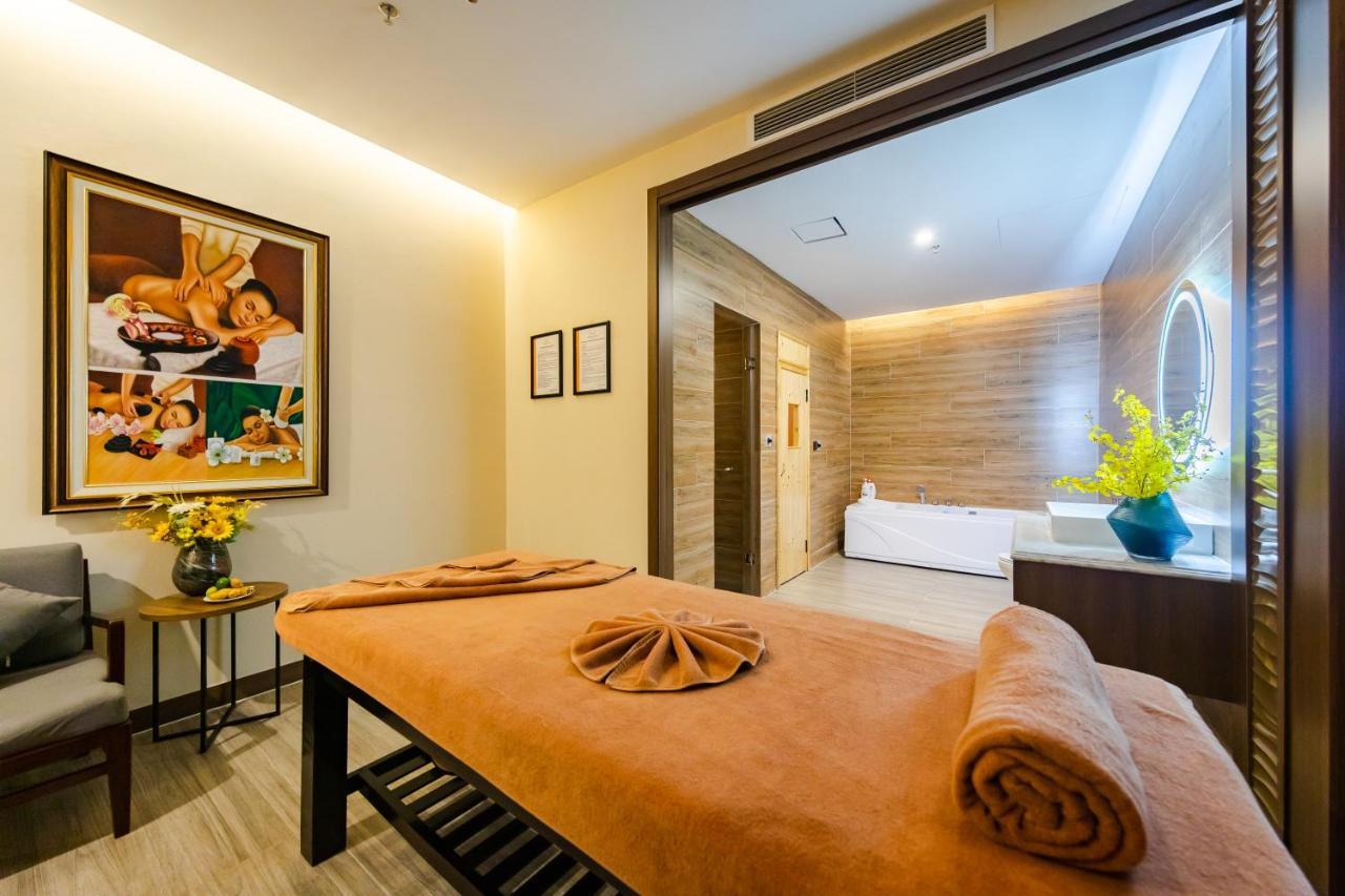 Muong Thanh Luxury Ha Long Centre Hotel Buitenkant foto