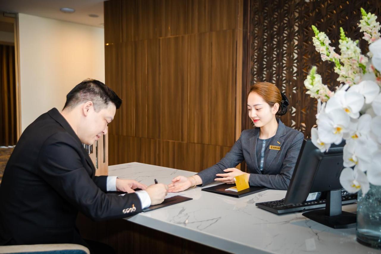 Muong Thanh Luxury Ha Long Centre Hotel Buitenkant foto